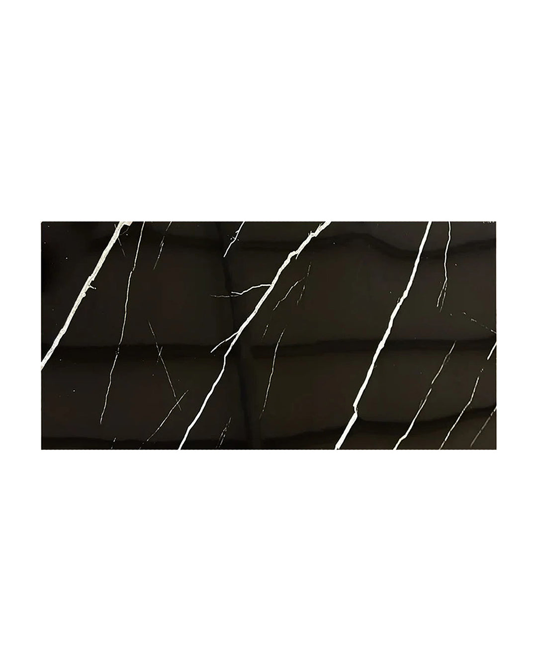 Black Lightning V-02 / Alternativa de mármol a los azulejos del baño