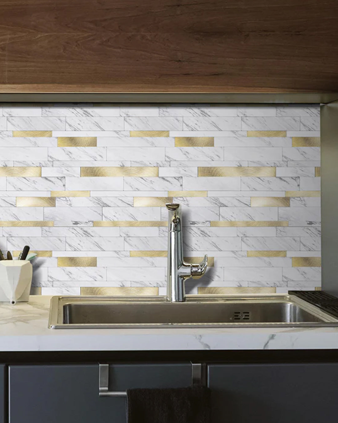 Gold and White Mosaics WJS-3144 | Mosaic Wall Tiles Self-Adhesive Wall Tiles
